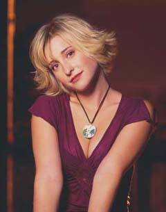 allison-mack.jpg