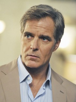 [Image: henry-czerny-3-sized.jpg]