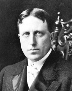 william randolph hearst spitting