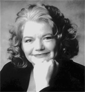 http://www.nndb.com/people/975/000027894/molly-ivins.jpg