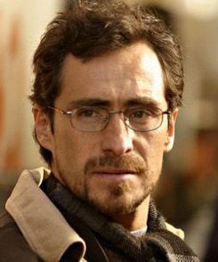 Demián Bichir