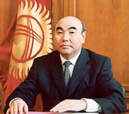 Askar Akayev