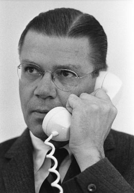 robert-mcnamara.jpg