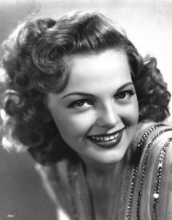 Elyse Knox